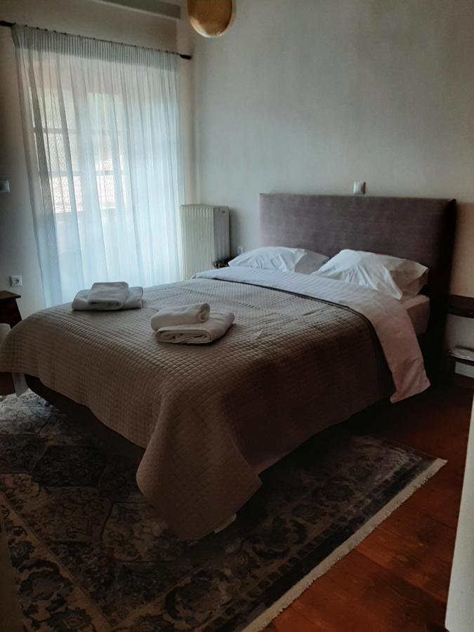 Δημητσανασ Τοποσ Νύμφη Δάφνη Apartment ดีมิตซานา ภายนอก รูปภาพ